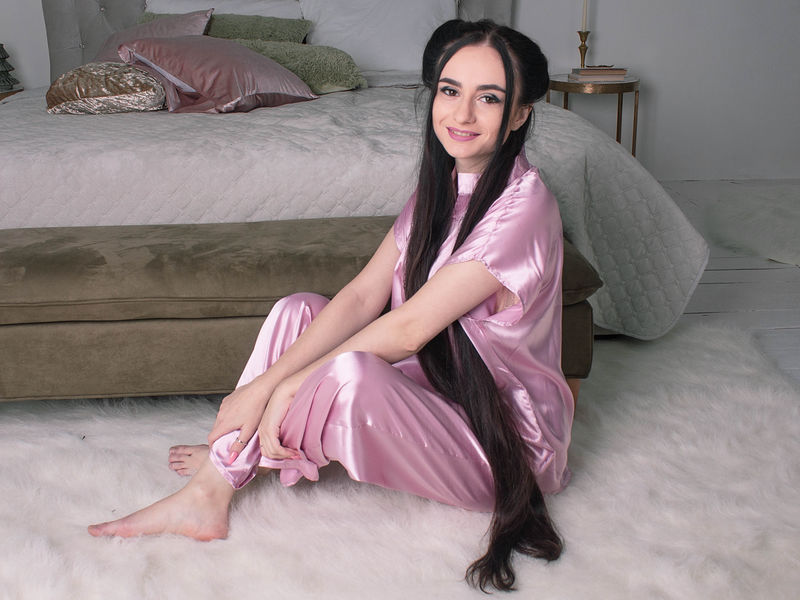 Where you can find close cam girls for twat kissing preferences